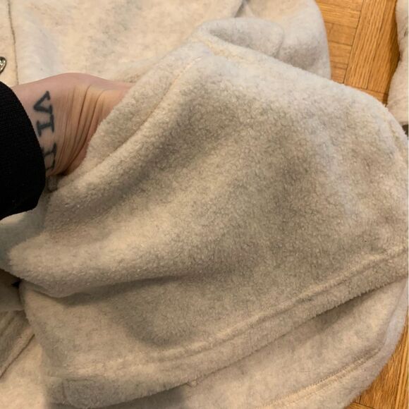 D’ALLAIRD’S Vintage Embroidered Fleece Sweater White Size Medium - Picture 7 of 11